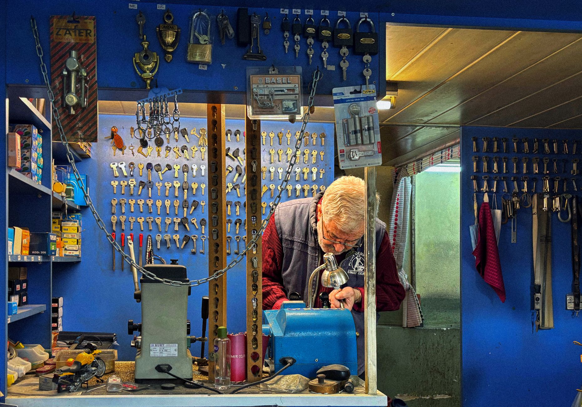 Serrurier équipe à Chartres